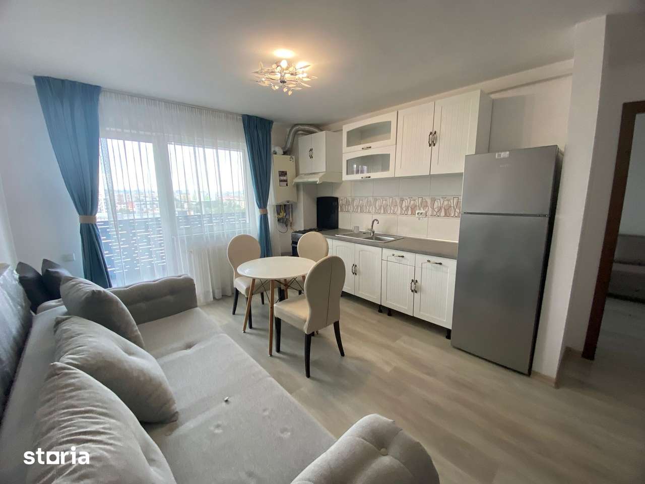Apartament spațios cu 3 camere, MARasti A VLAICU — fotografia 2