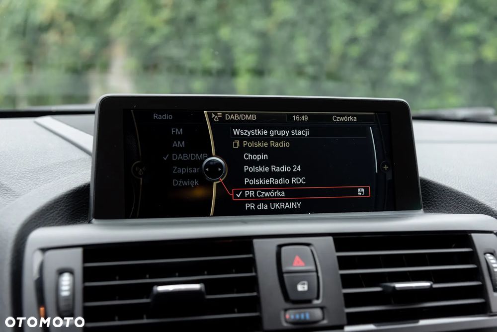 BMW Seria 1 120d Sport-Aut Urban Line - 32