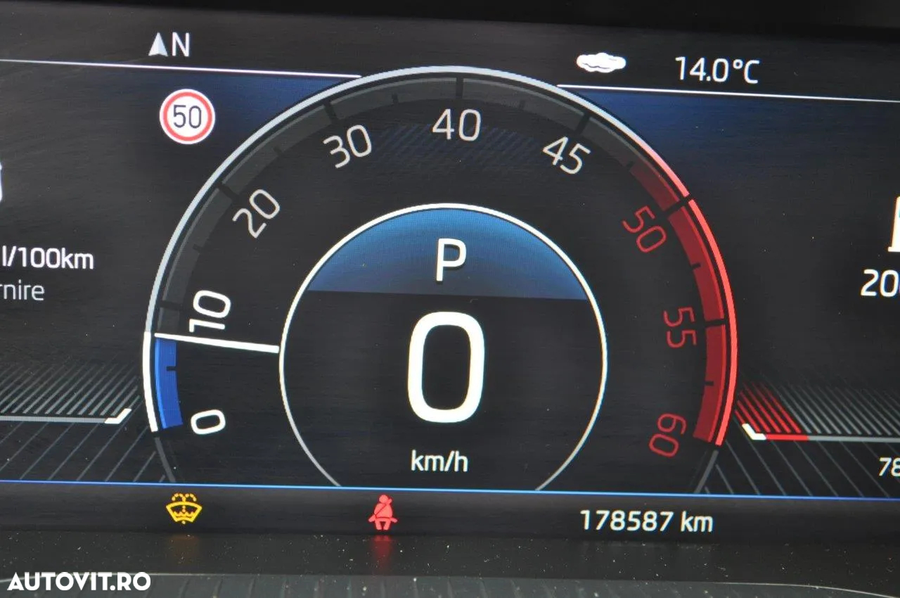 Skoda Superb 2.0 TDI DSG Laurin & Klement - 26