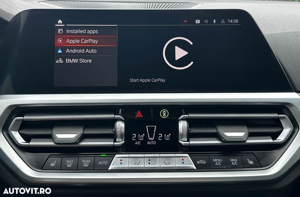BMW Seria 3 330i xDrive AT - 29