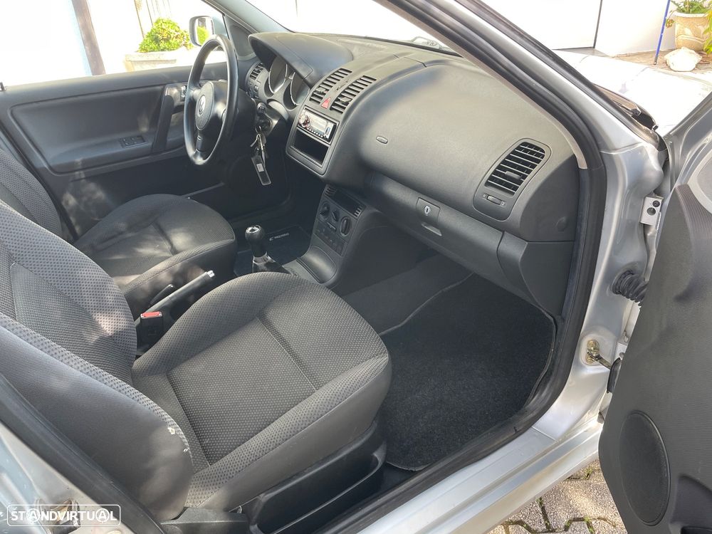 VW Polo 1.0 Conceptline - 22