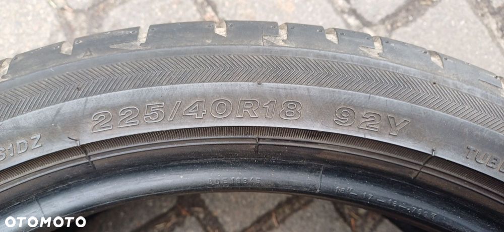 BRIDGESTONE 225/40R18 92Y , pojedyńcza opona letnia. - 5
