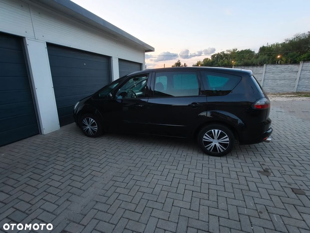Ford S-Max - 7