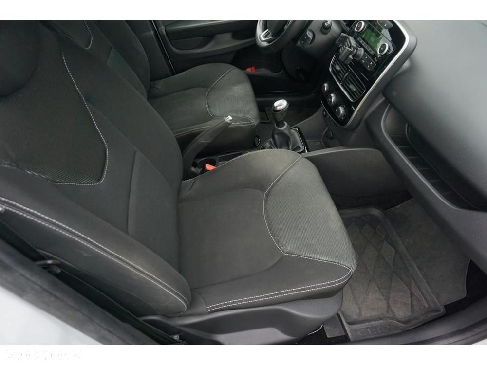 Renault Clio - 29
