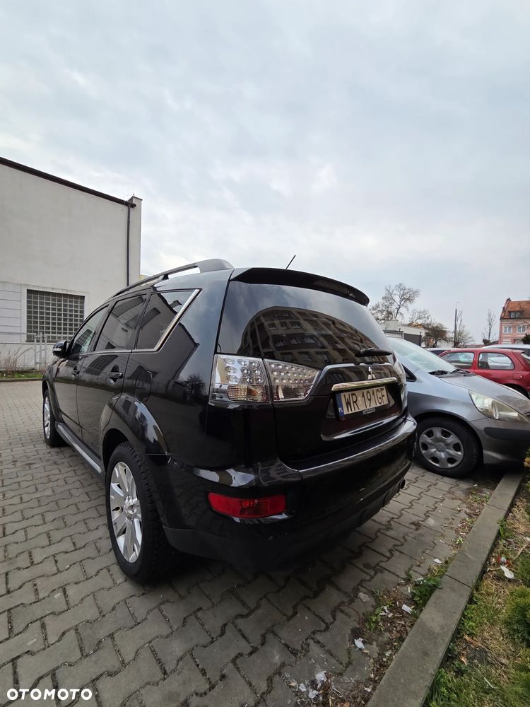 Mitsubishi Outlander 2.2 DID Intense EU5 - 4