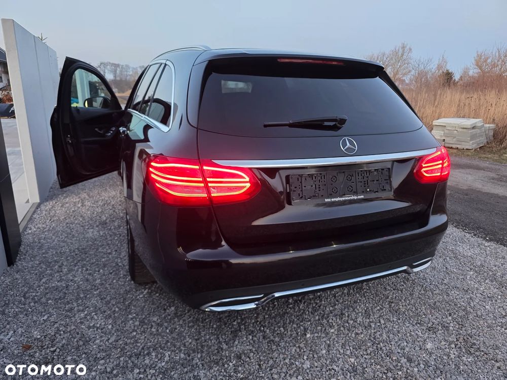 Mercedes-Benz Klasa C 180 (BlueTEC) d Avantgarde - 23