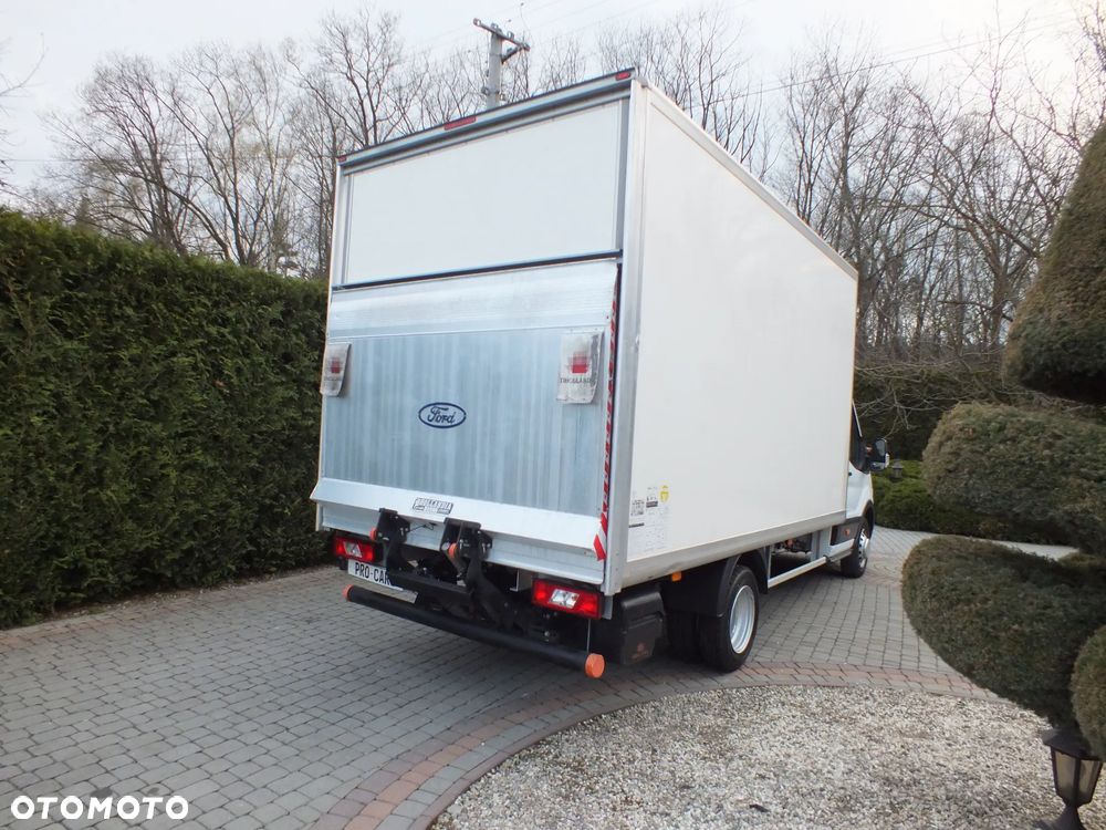 Ford Transit - 4