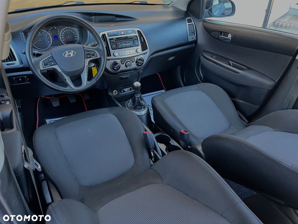Hyundai i20 - 28
