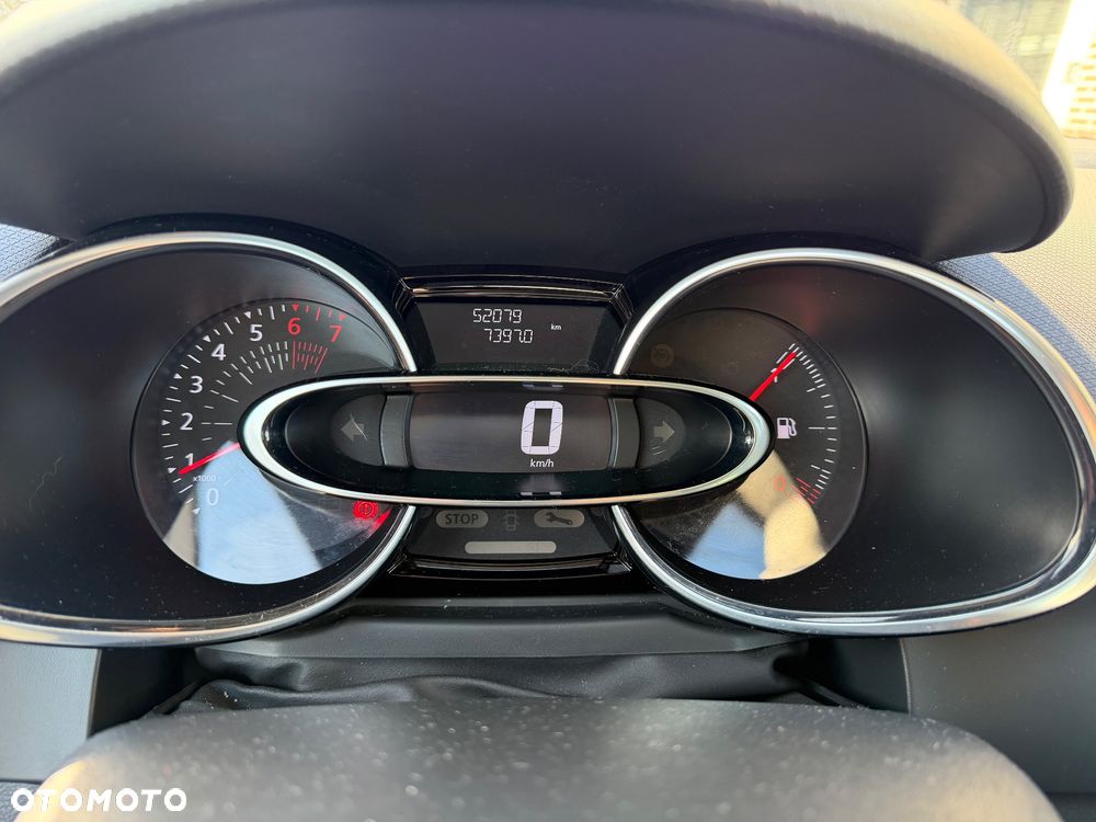 Renault Clio - 18