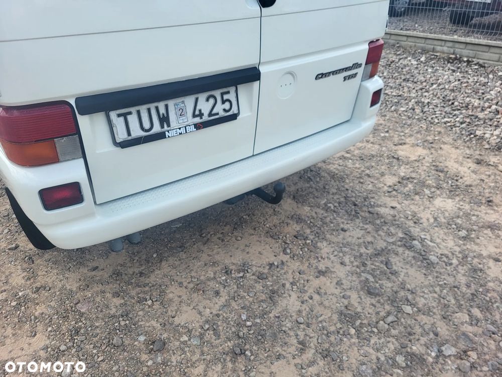 Volkswagen Caravelle TDI Basis / CL - 9