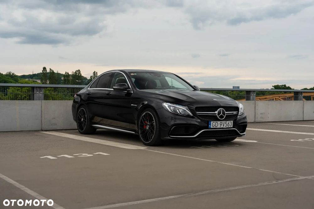 Mercedes-Benz Klasa C AMG 63 S - 3