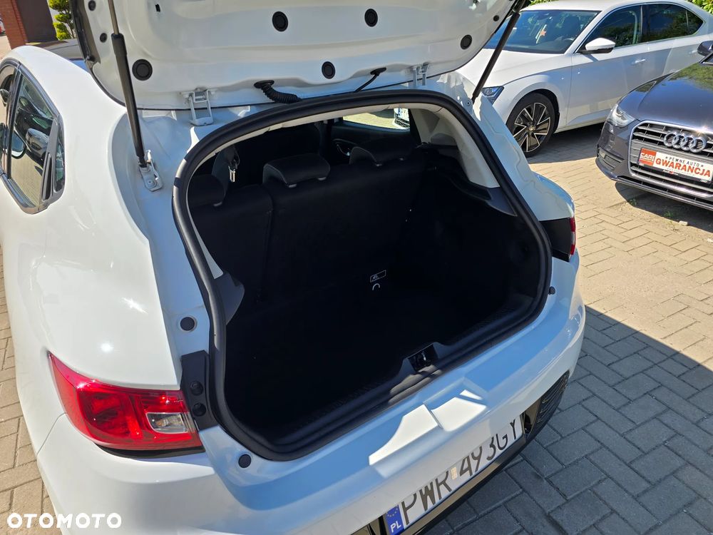 Renault Clio - 18