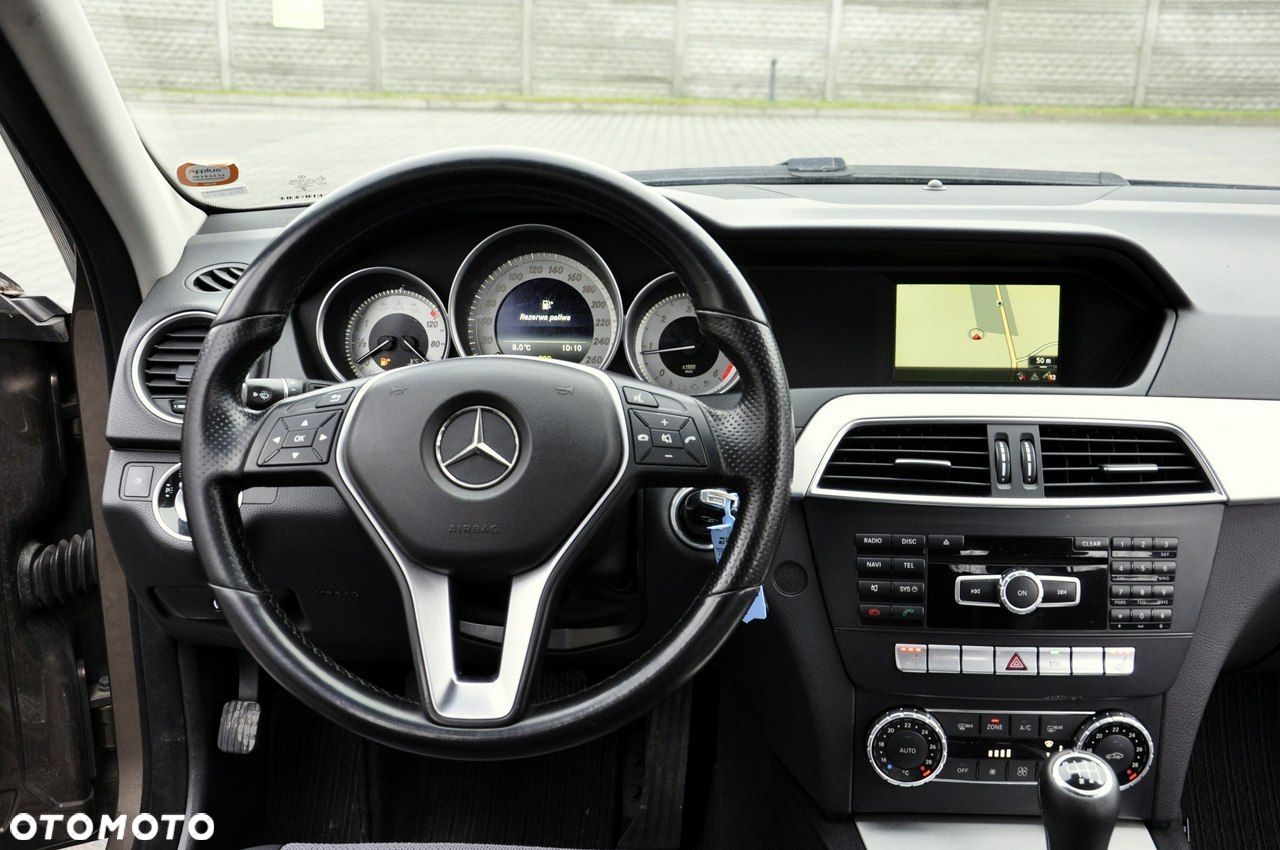 Mercedes-Benz Klasa C 180 T CDI DPF (BlueEFFICIENCY) Elegance - 40