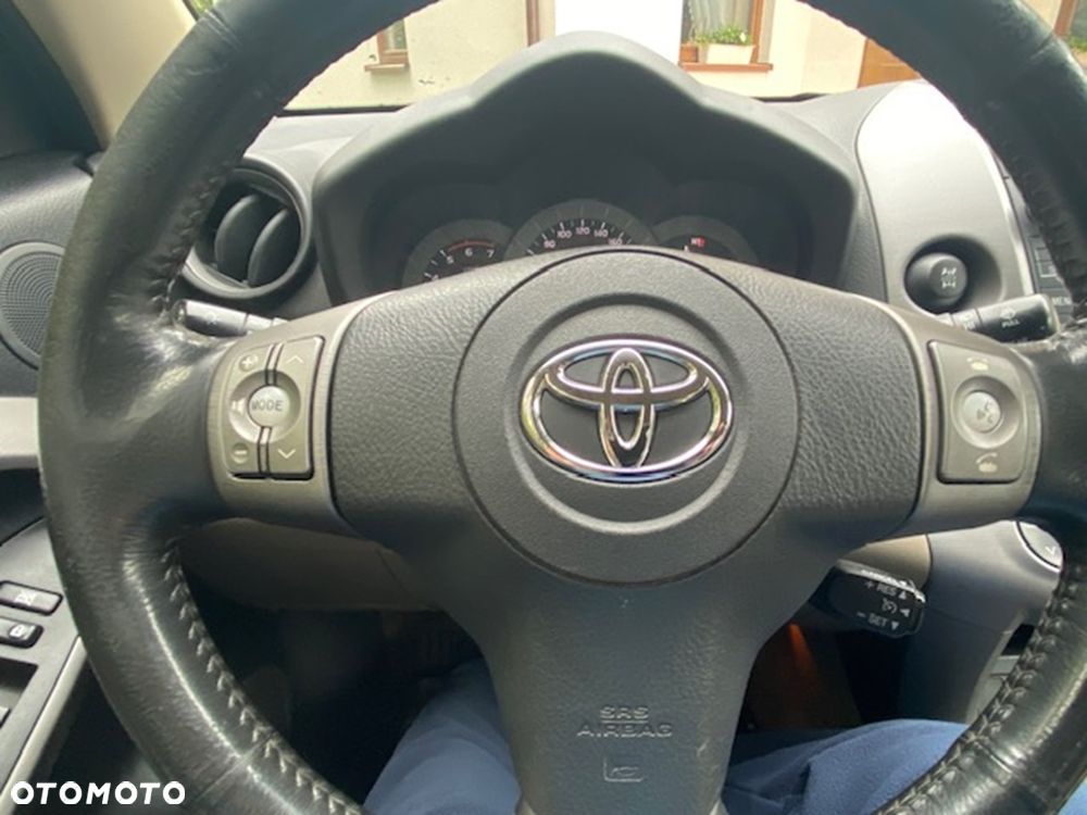 Toyota RAV4 2.2 D-CAT 4x4 Executive - 14