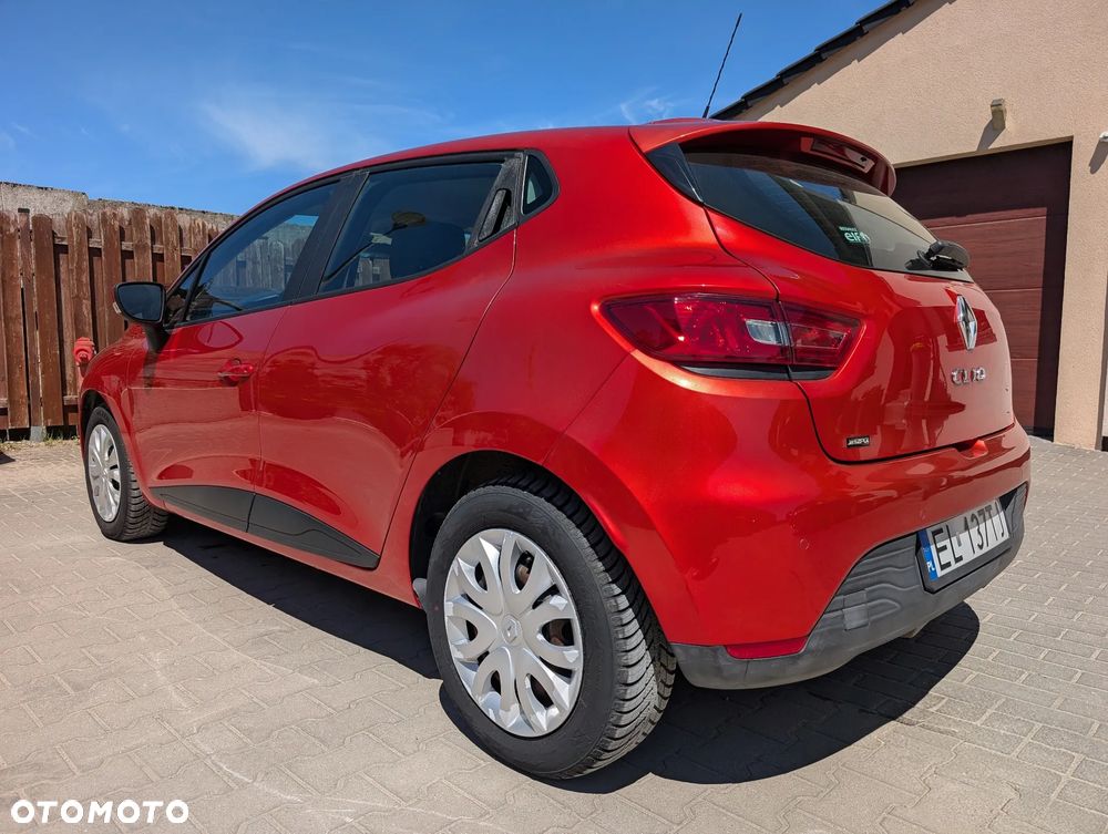 Renault Clio 1.2 16V Zen - 10