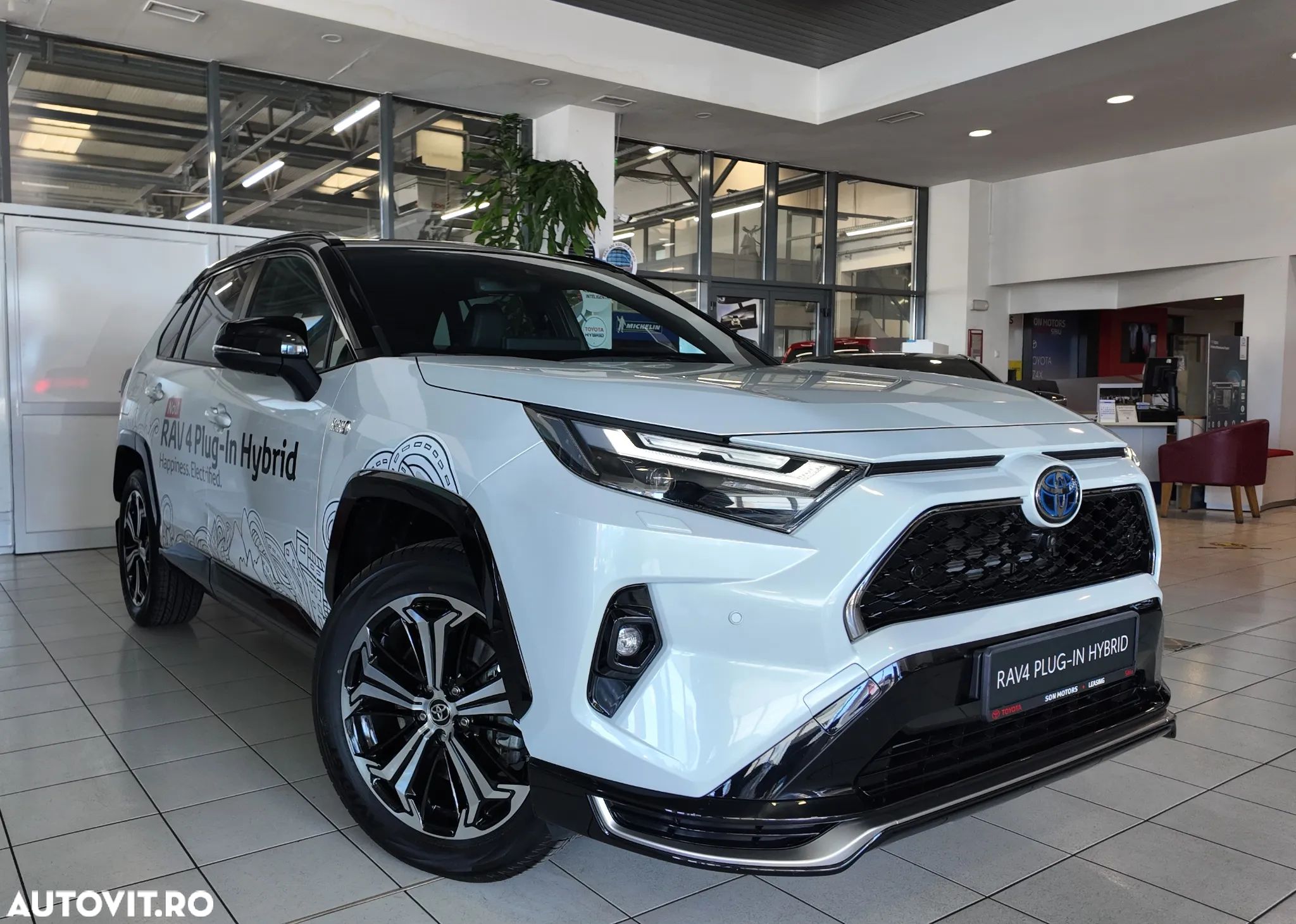 Toyota RAV4 2.5 PHEV VVT-iE 4x4 Style Bi-Tone - 1