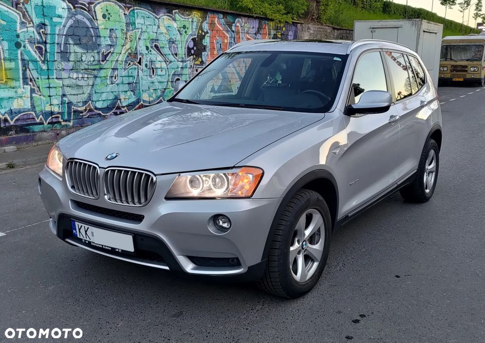 BMW X3 xDrive28i - 2