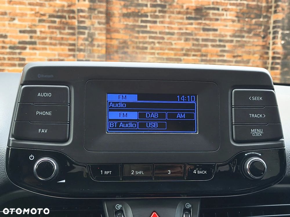 Hyundai i30 1.6 D Classic + DCT - 16
