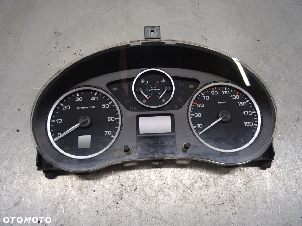 CITROEN BERLINGO II LIFT 12-18 LICZNIK ZEGAR ZEGARY 9801641580