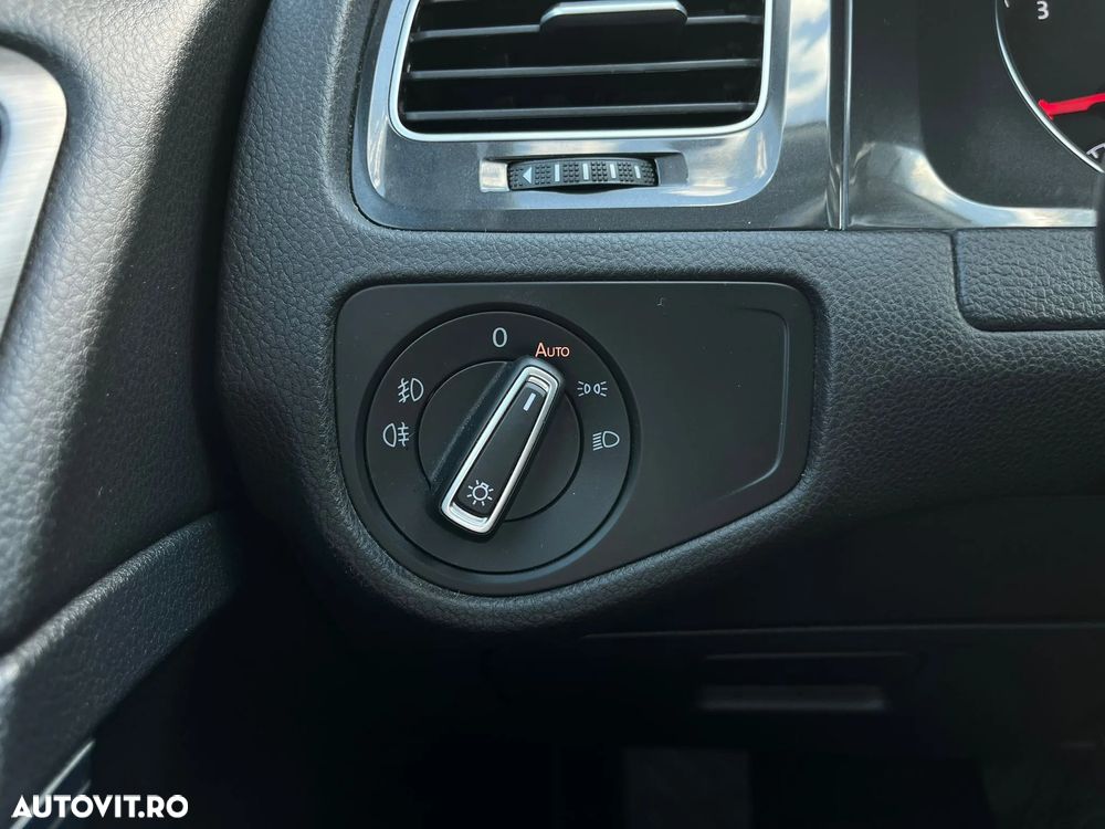 Volkswagen Golf - 14