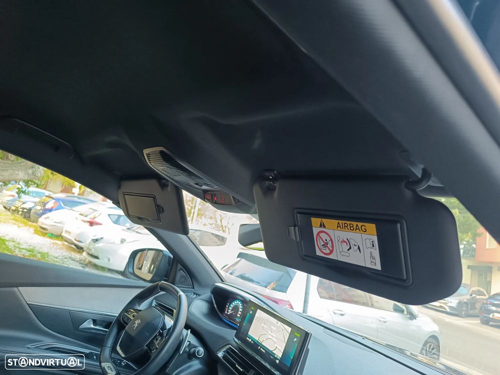 Peugeot 3008 225 e-EAT8 GT - 28