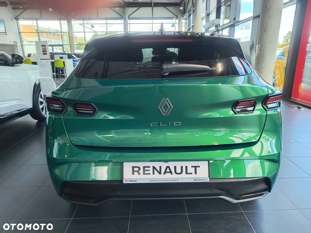Renault Clio - 11