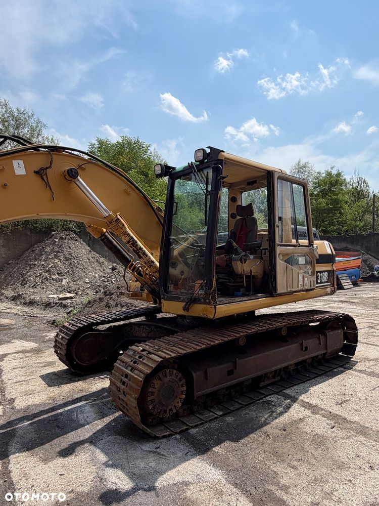 Caterpillar 318B - 3