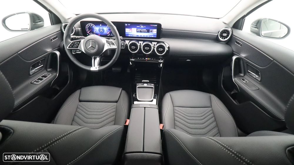Mercedes-Benz A 180 Limousine d Progressive Aut. - 14