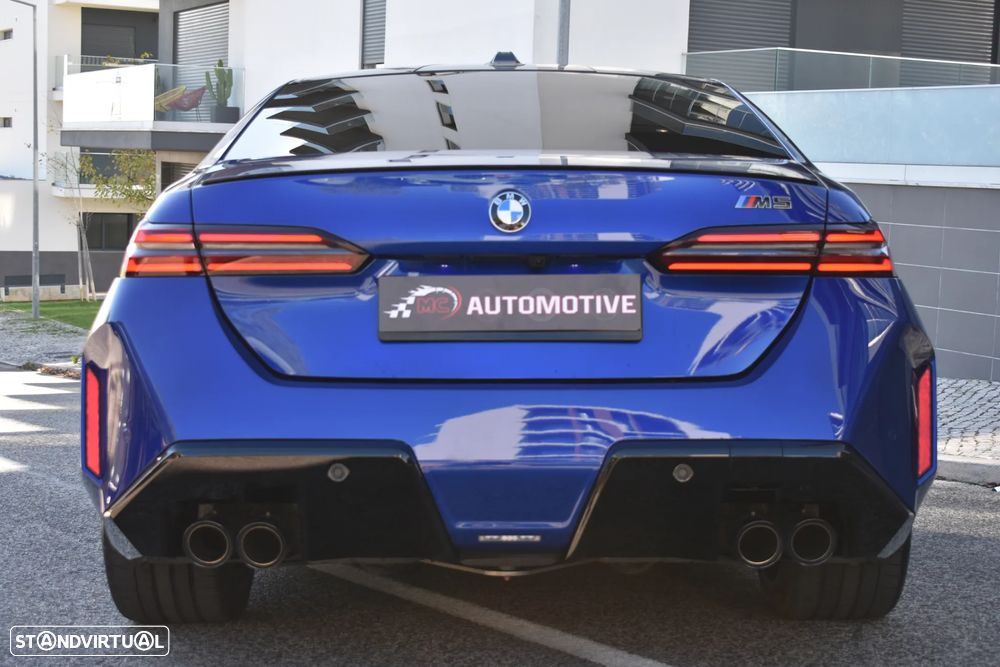 BMW M5 Standard - 8