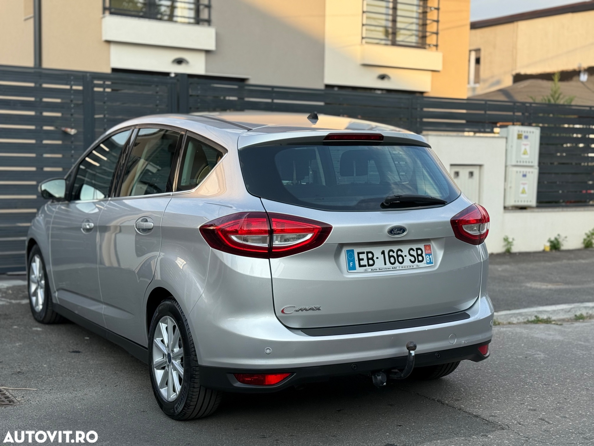 Ford C-Max 1.5 TDCi Powershift Titanium - 16