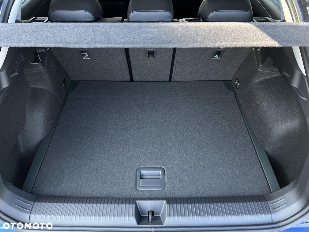 Volkswagen T-Roc - 13