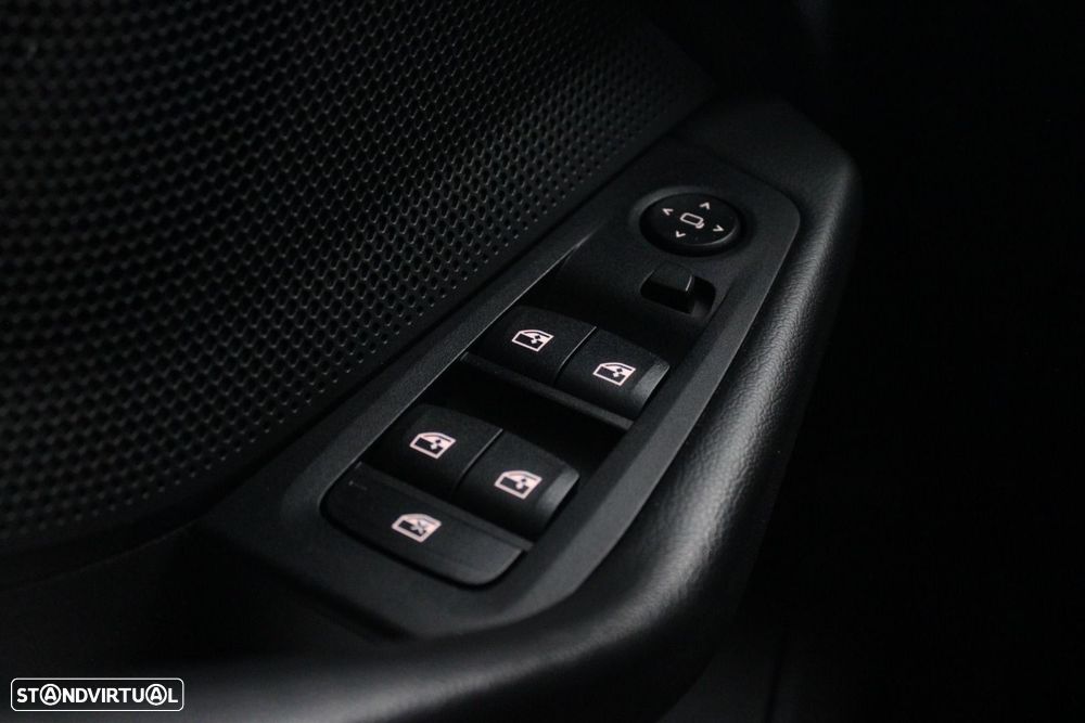 BMW 116 d Corporate Edition Auto - 27