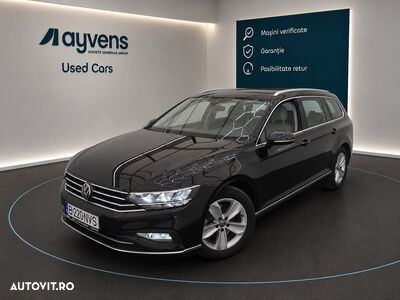 Volkswagen Passat - 1