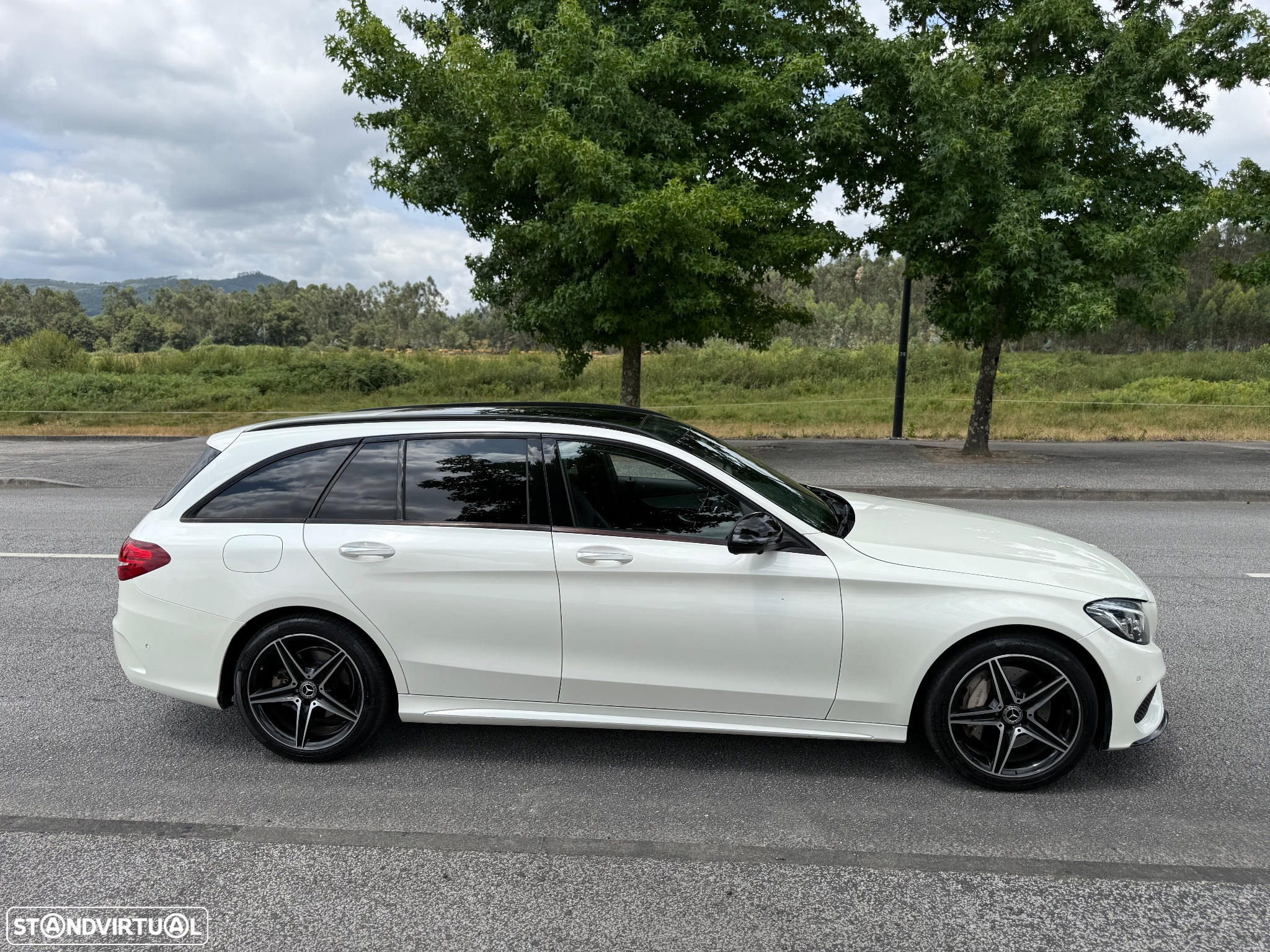 Mercedes-Benz C 300 h AMG Line - 4