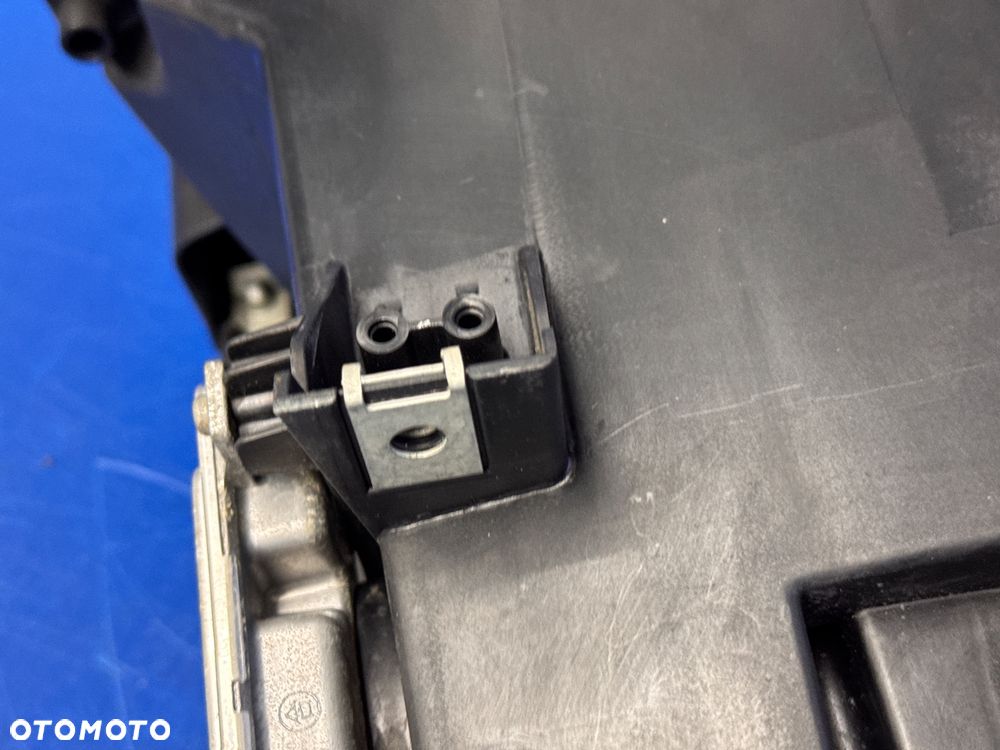 LEWY BI XENON DYNAMIC BMW F01 F02 KOMPLETNA BDB EU - 10