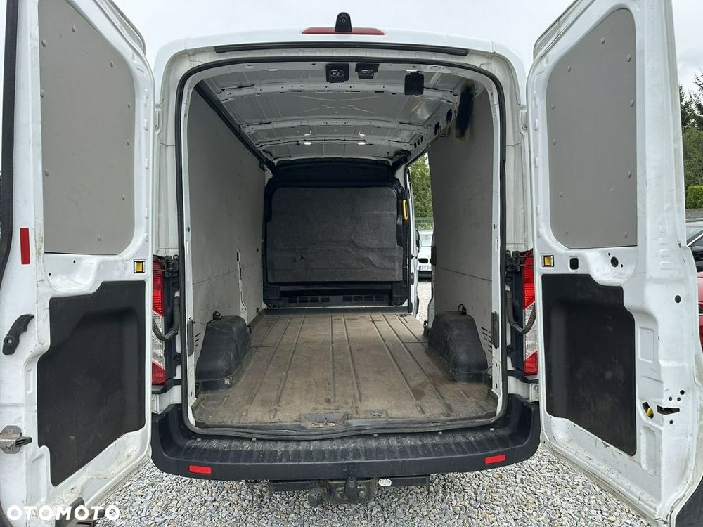 Ford Transit - 11