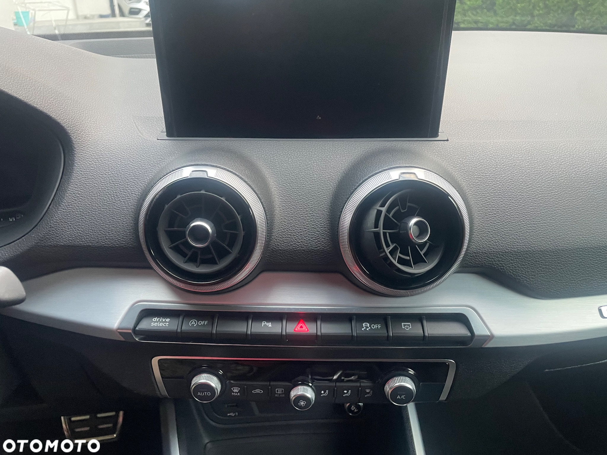 Audi Q2 35 TDI S tronic S line - 21