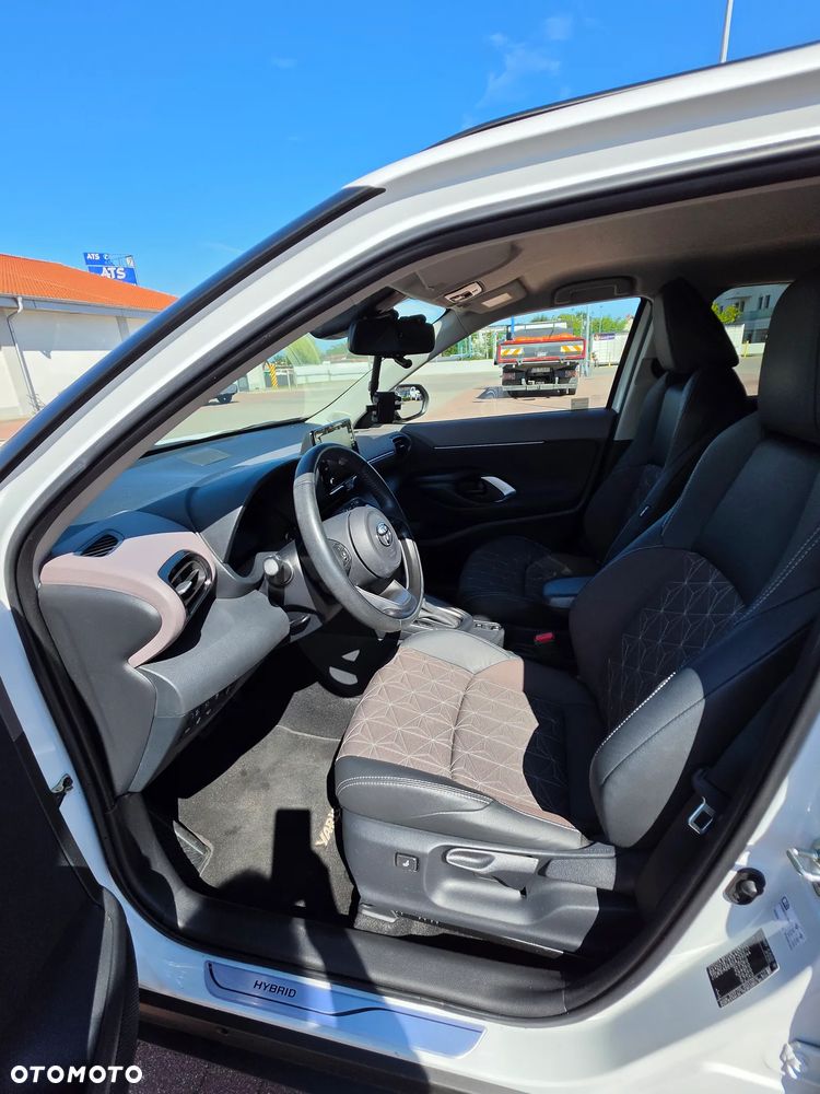 Toyota Yaris Cross Hybrid 1.5 Executive - 5