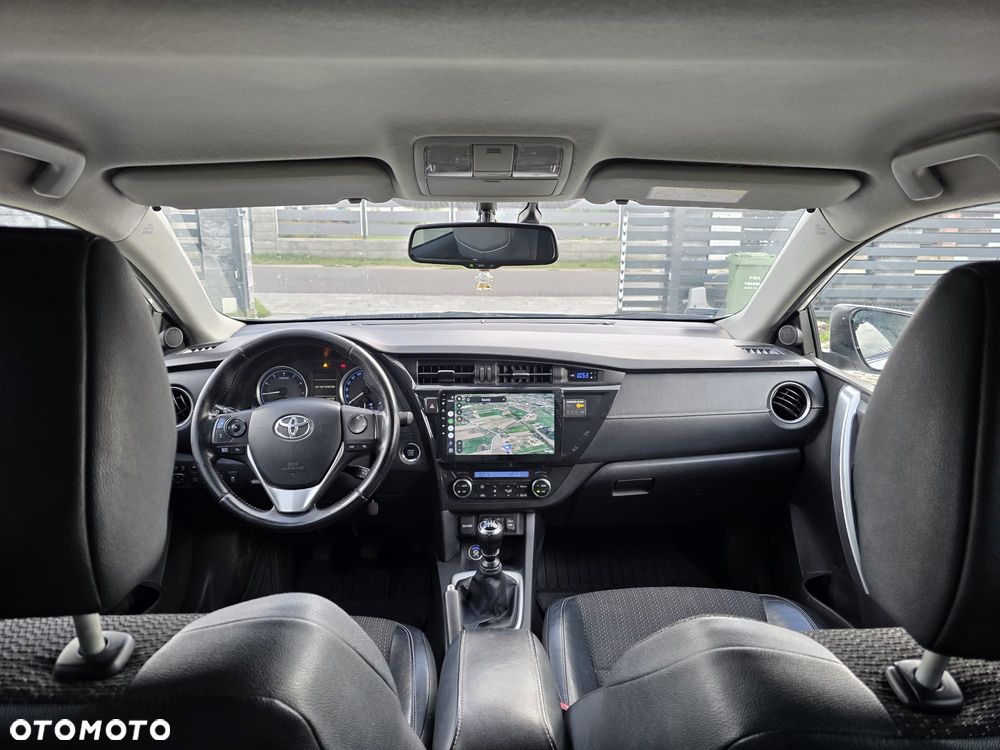 Toyota Auris 1.6 Prestige - 8