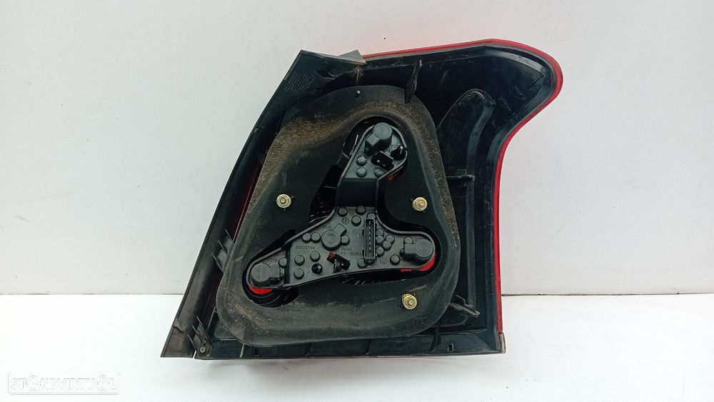 Farolim esquerdo TOYOTA Avensis Liftback (_T25_) - 4