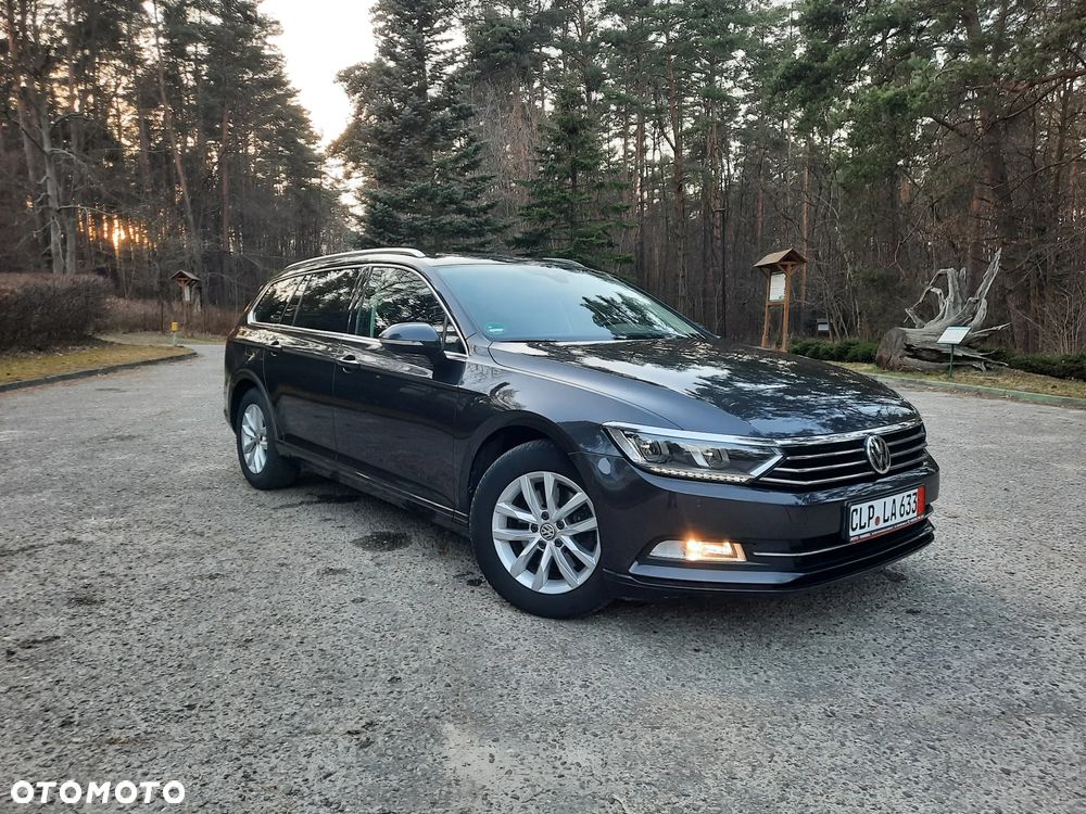 Volkswagen Passat - 8