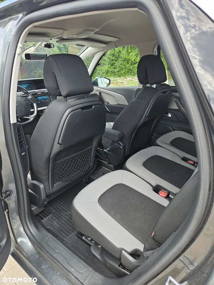 Citroën C4 Picasso - 11