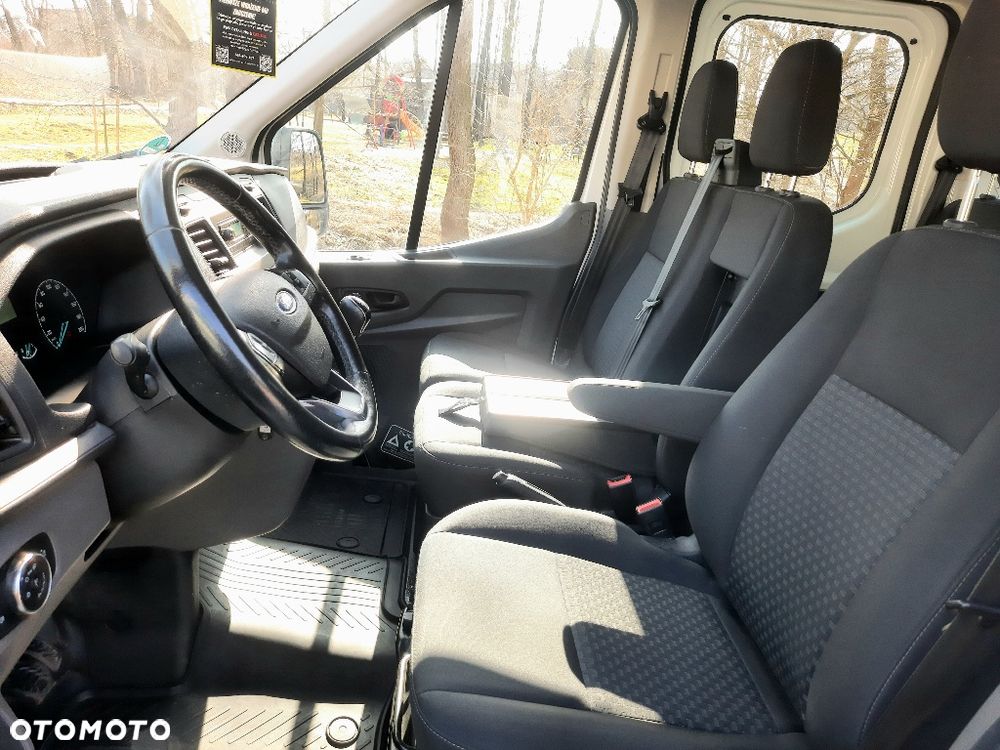 Ford TRANSIT DOKA 7osób - 11