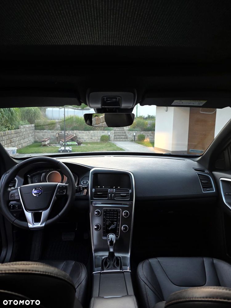 Volvo XC 60 D4 Geartronic Summum - 8