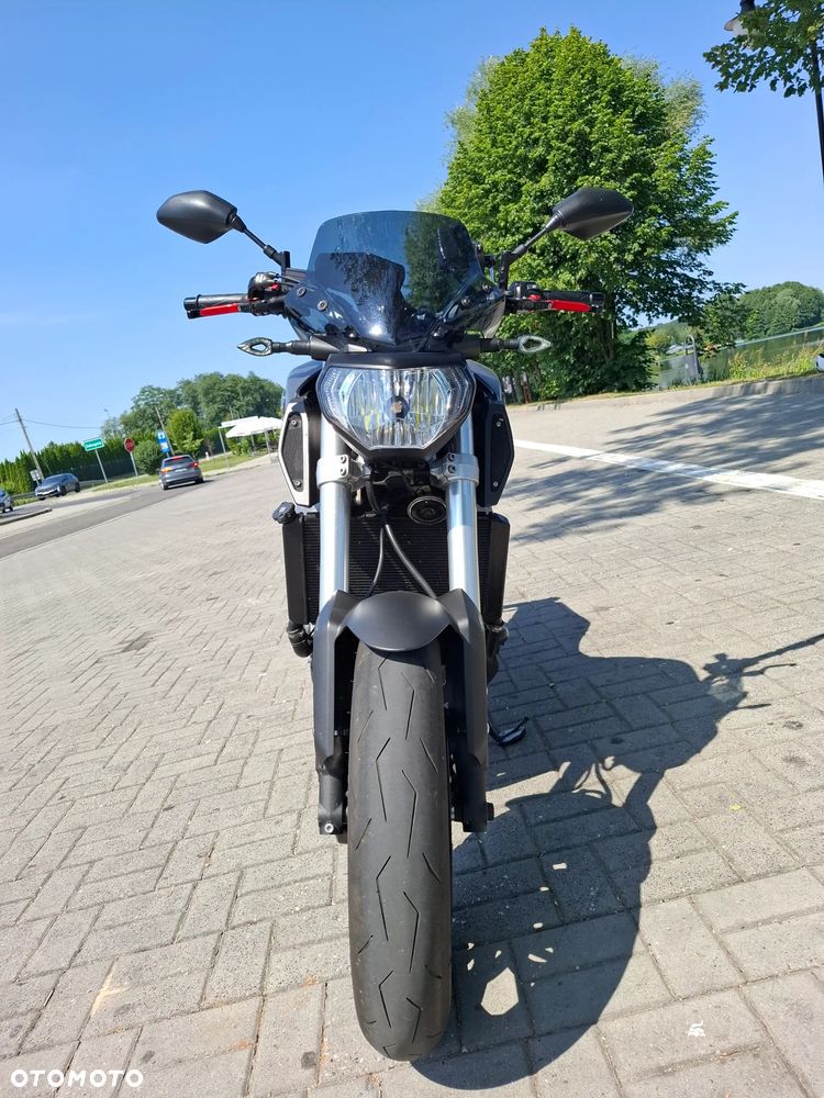 Yamaha MT - 19