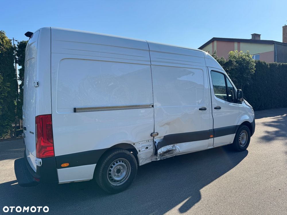 Mercedes-Benz SPRINTER - 5