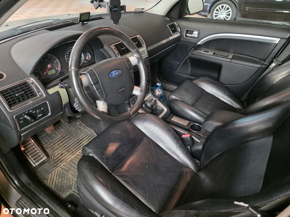 Ford Mondeo 2.0 TDCI Ghia - 8