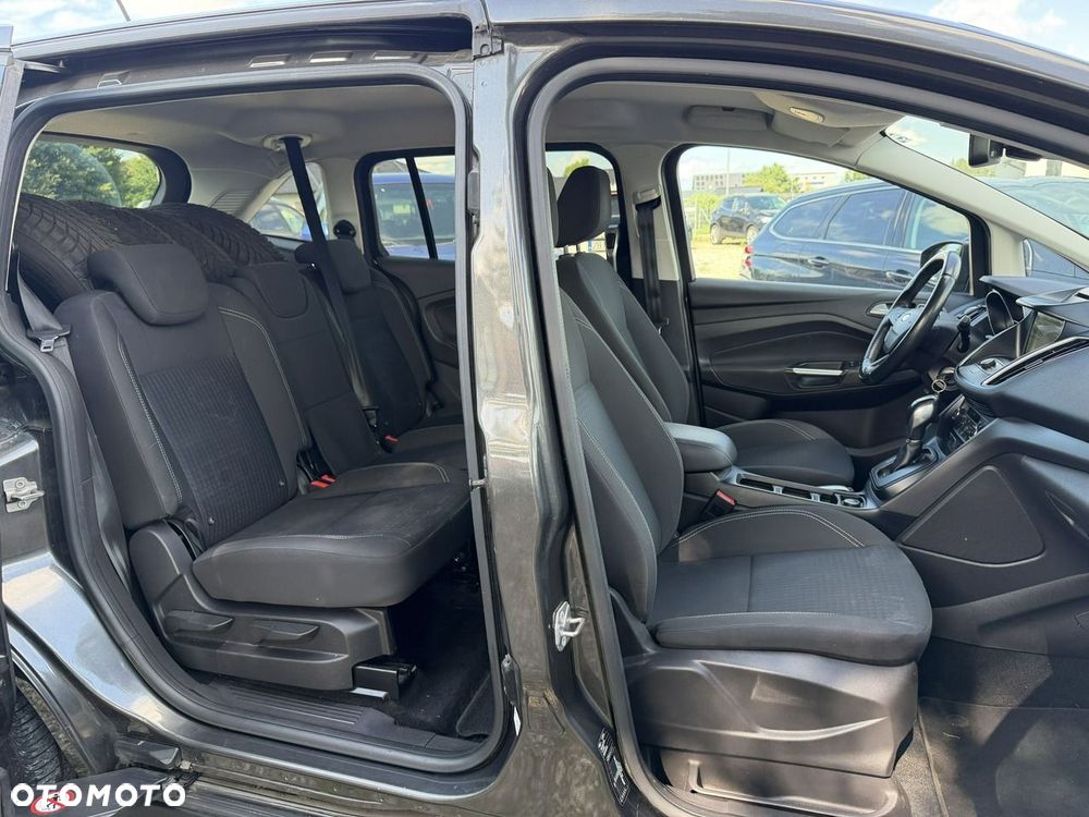 Ford Grand C-MAX - 14