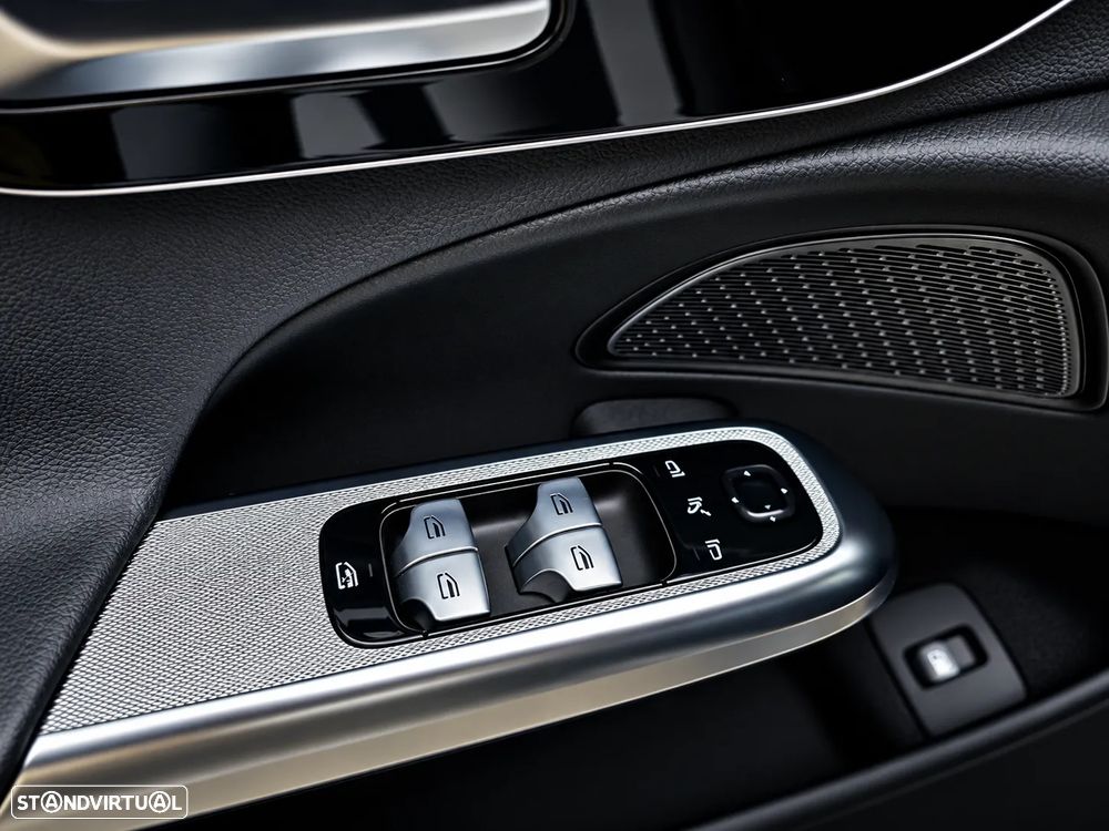 Mercedes-Benz E 300 de 9G-TRONIC AMG Line - 26