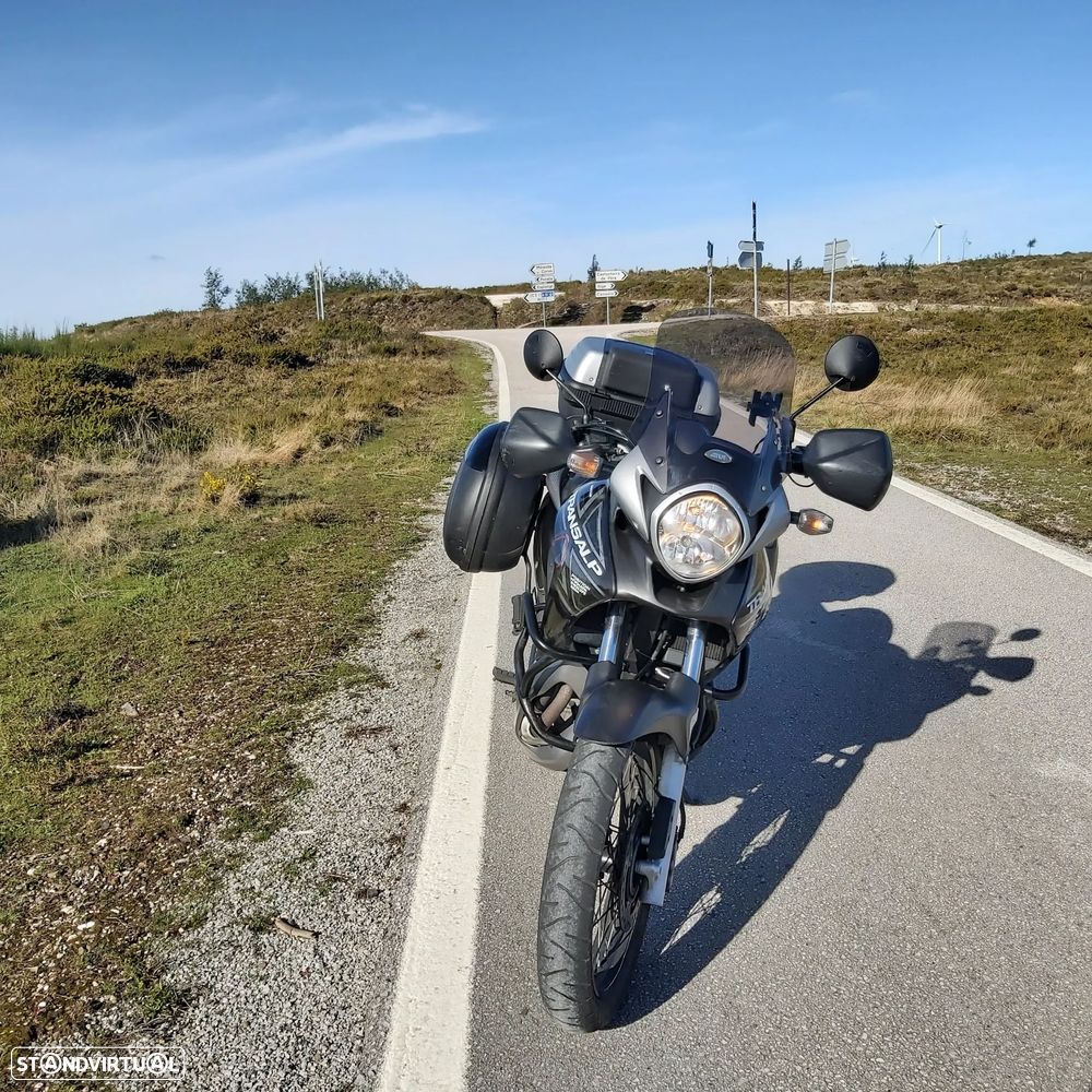 Honda Transalp XL700 VA - 6
